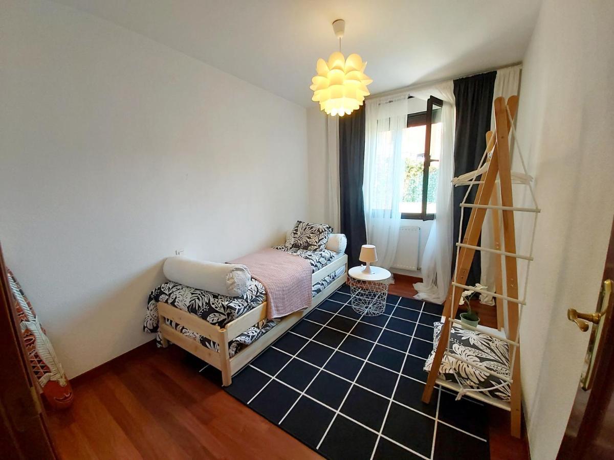 Castro Costa Norte Apartamento Jardin Garaje Кастро-Урдіалес Екстер'єр фото