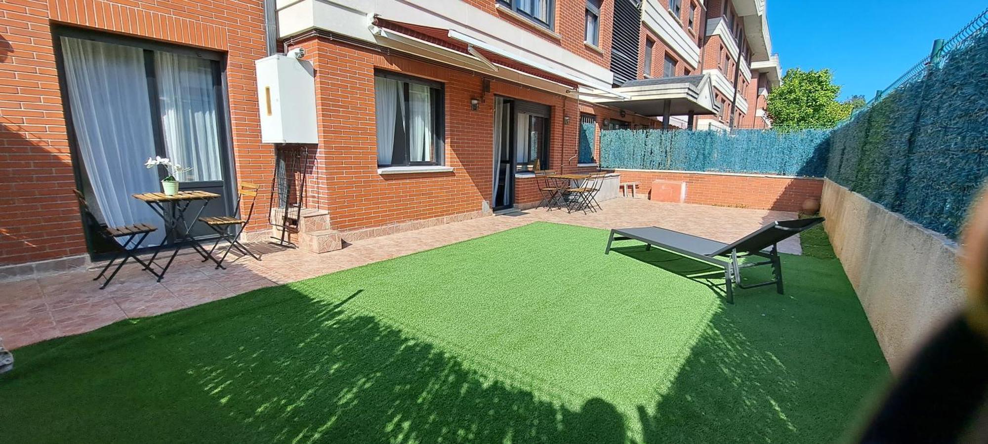 Castro Costa Norte Apartamento Jardin Garaje Кастро-Урдіалес Екстер'єр фото